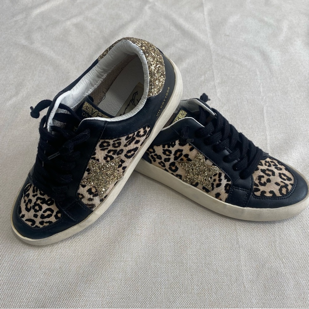 Vintage Havana Black Leopard Sneakers with Gold Glitter Star